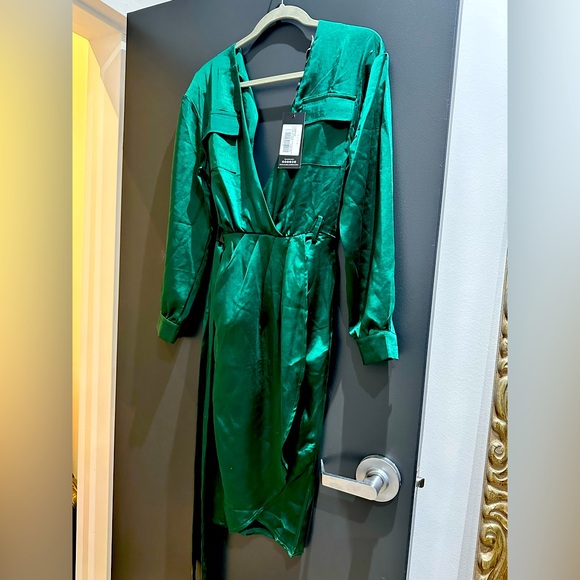 Bottle Green Deep V Plunge Neck Midi length shirt dress with belt detail - Picture 1 of 6